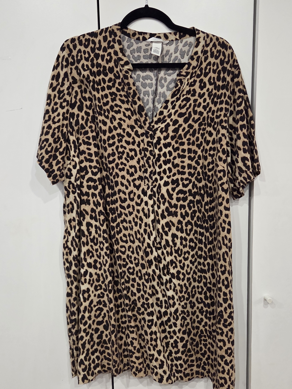 H&M Leopard Print V-Neck Tunic - Tan & Black